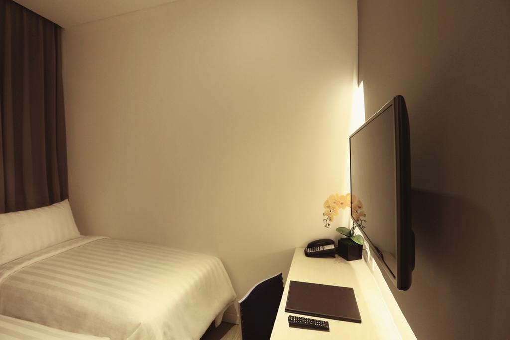 Ozone Hotel Pantai Indah Kapuk Jakarta Luaran gambar