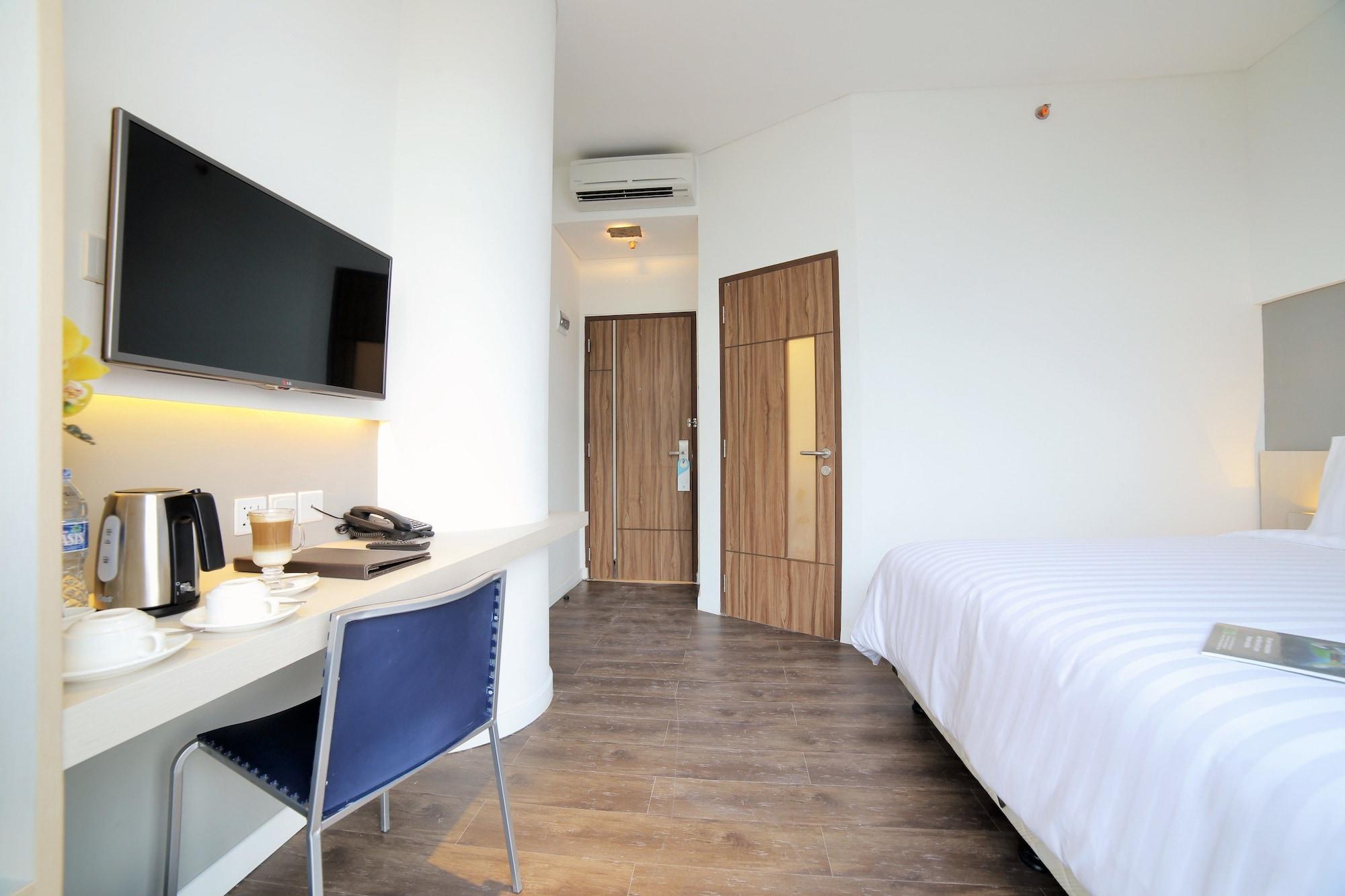 Ozone Hotel Pantai Indah Kapuk Jakarta Luaran gambar