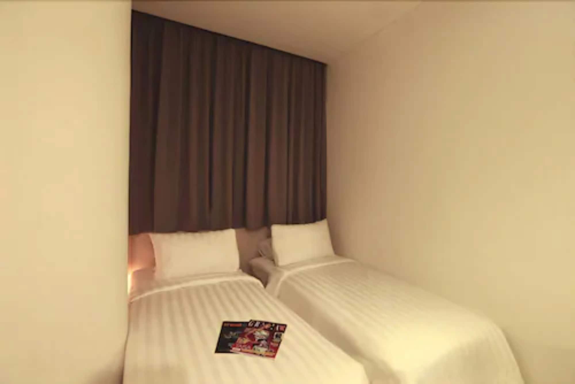 Ozone Hotel Pantai Indah Kapuk Jakarta Luaran gambar