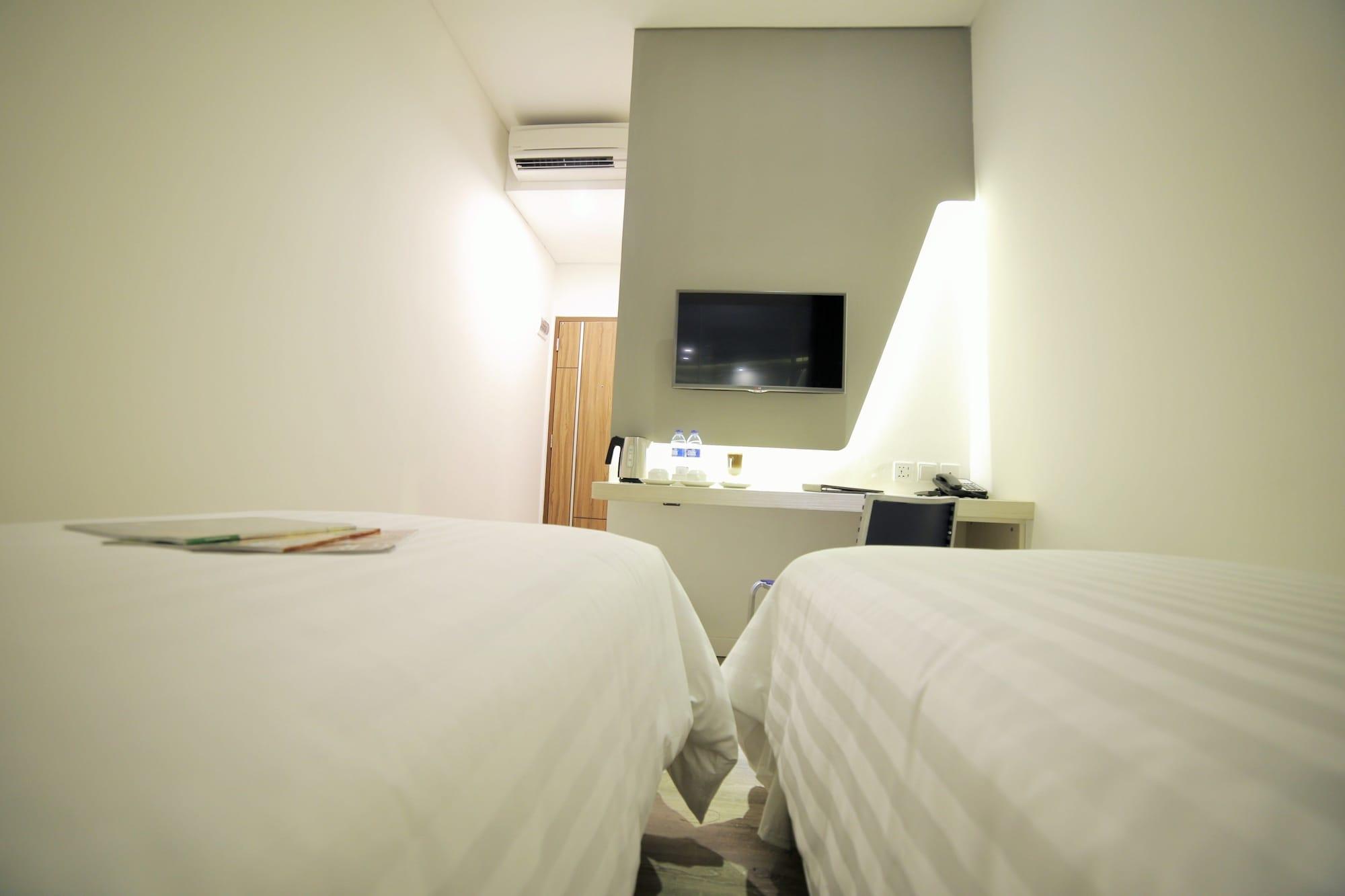 Ozone Hotel Pantai Indah Kapuk Jakarta Luaran gambar