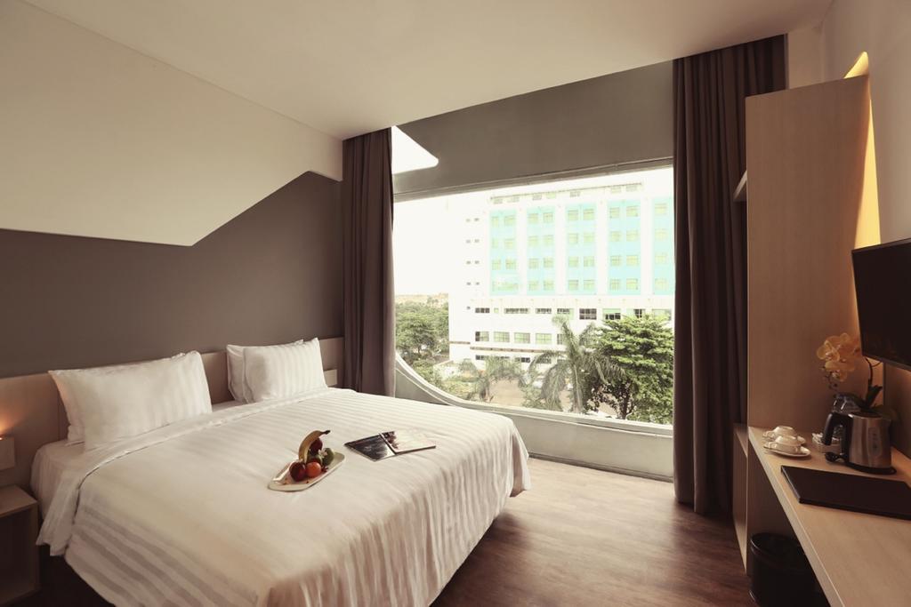 Ozone Hotel Pantai Indah Kapuk Jakarta Luaran gambar