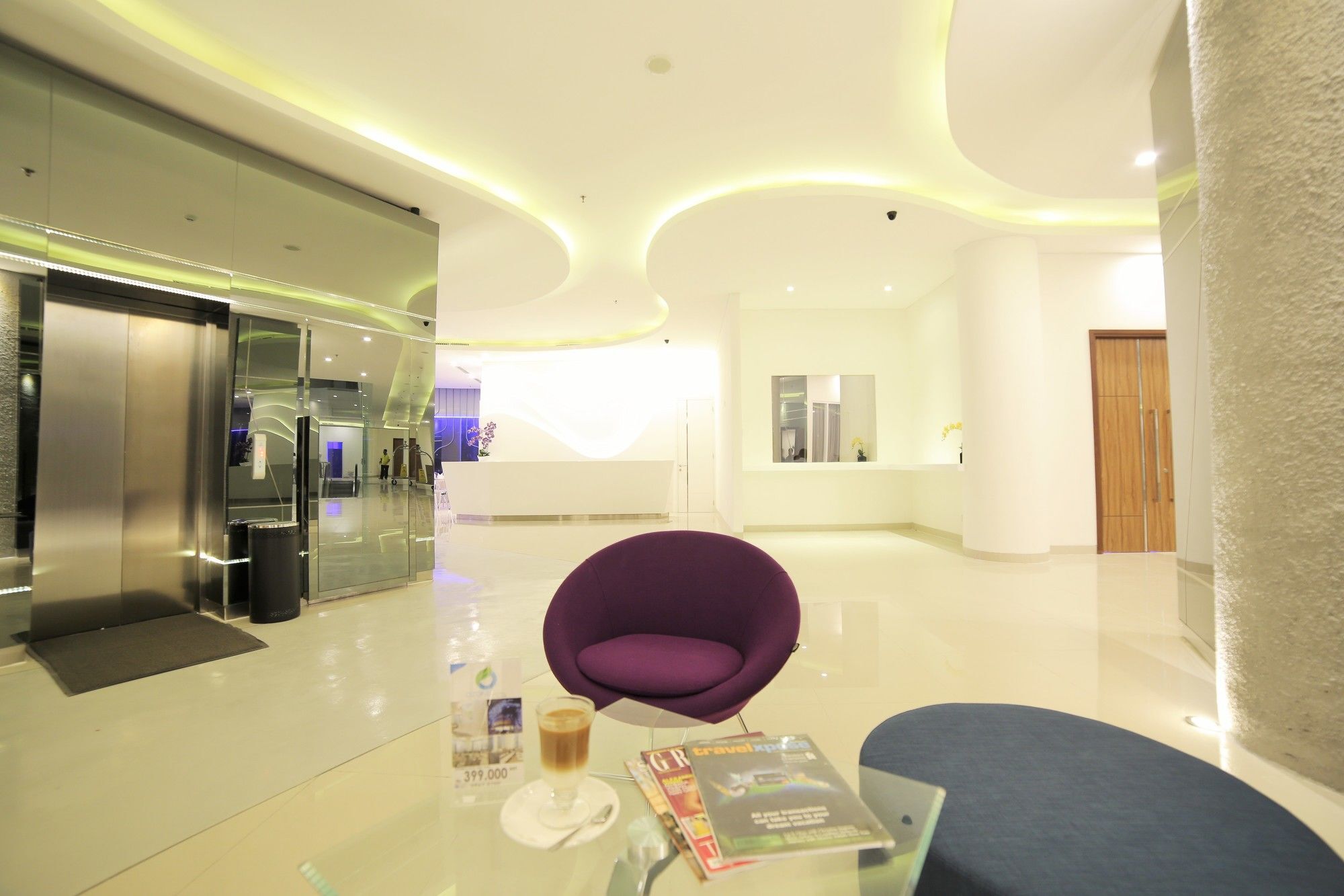 Ozone Hotel Pantai Indah Kapuk Jakarta Luaran gambar